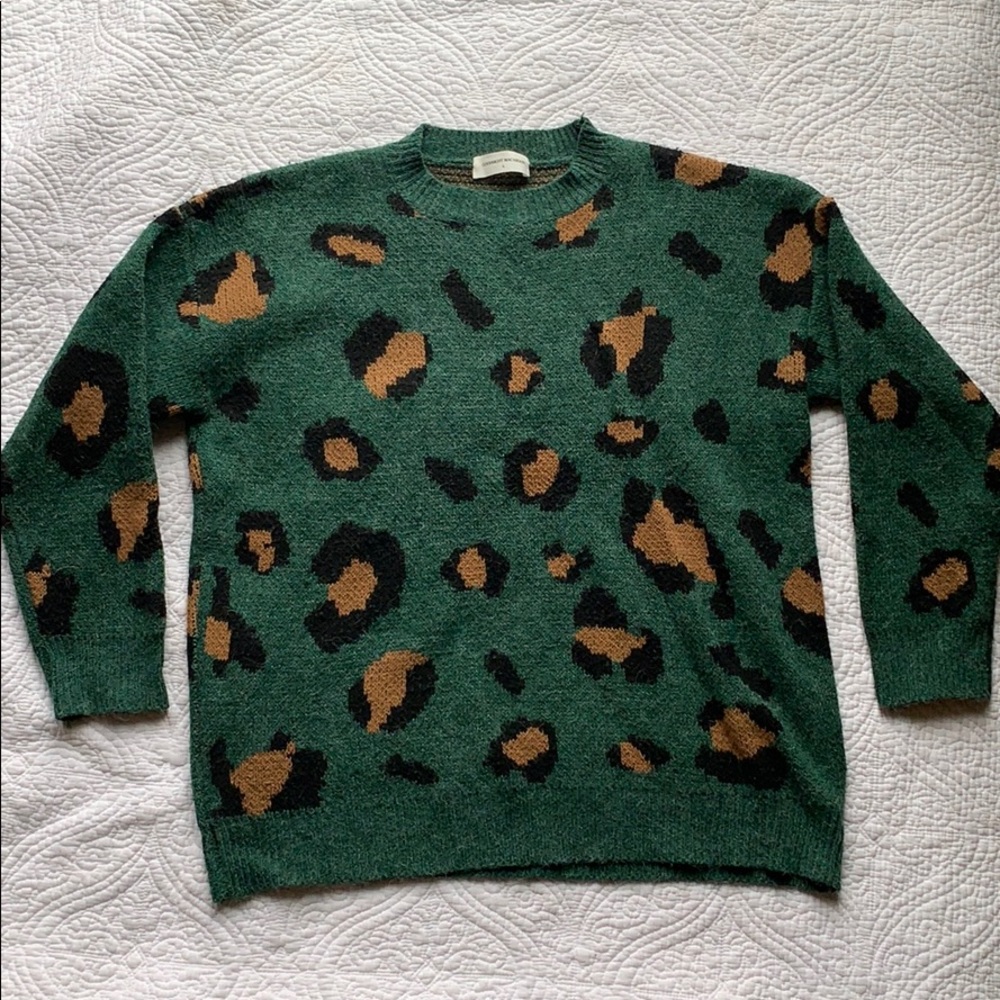 goodnight macaroon amelia green leopard sweater